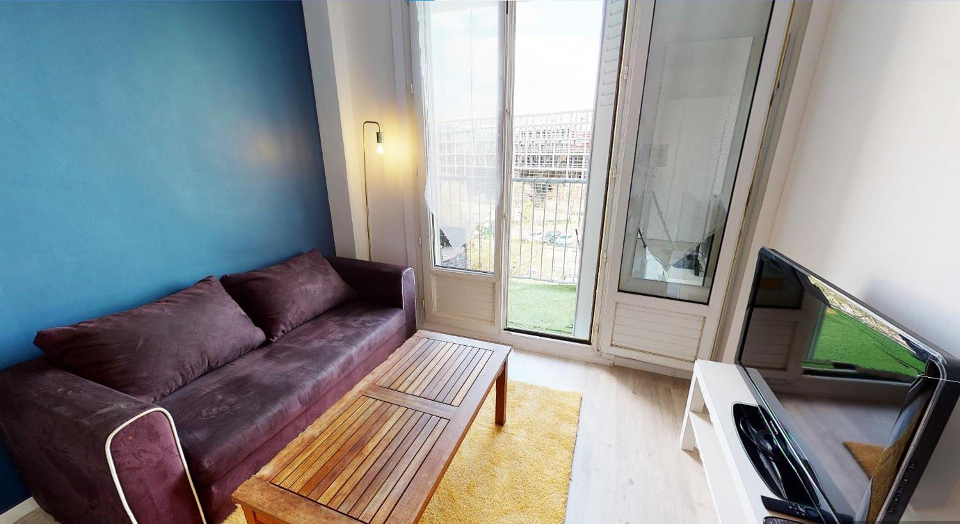 Pensión Le Central - Chambre Privative Avec Salon Et Terrasse Privee *